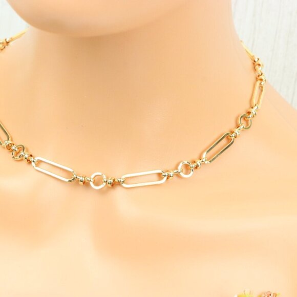 "Minimalist & Elegant Necklace Chain – Perfect for Women & Girls | UNVRC1567 - Picture 4 of 10